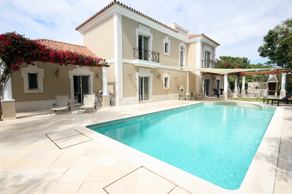 Stunning 4 bedroom villa at Quinta Do Mar