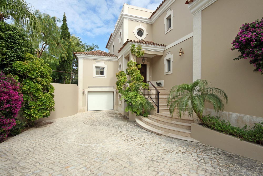 Stunning 4 bedroom villa at Quinta Do Mar