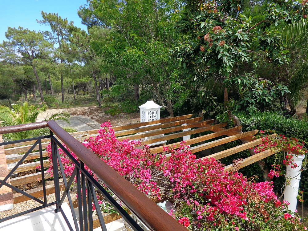 Stunning 4 bedroom villa at Quinta Do Mar